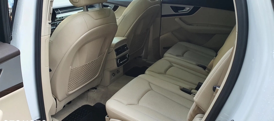 Audi Q7 cena 173000 przebieg: 54000, rok produkcji 2019 z Sulejówek małe 191